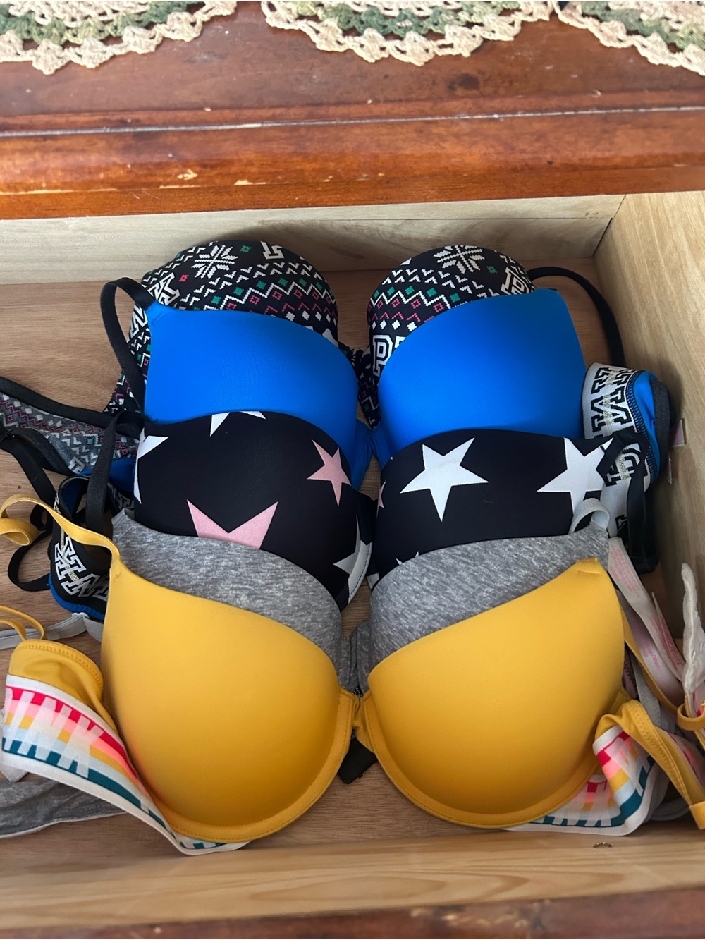 Women’s Mixed-Color bras bundle - Yellow, Blue, Black, Gray